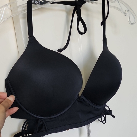 Victoria's Secret Bombshell Strappy Black Halter Swimsuit top - Picture 3 of 7